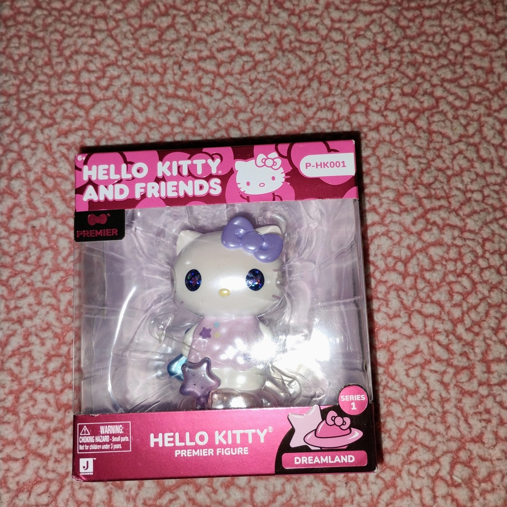Hello Kitty Premier Figure with Lavender Accents